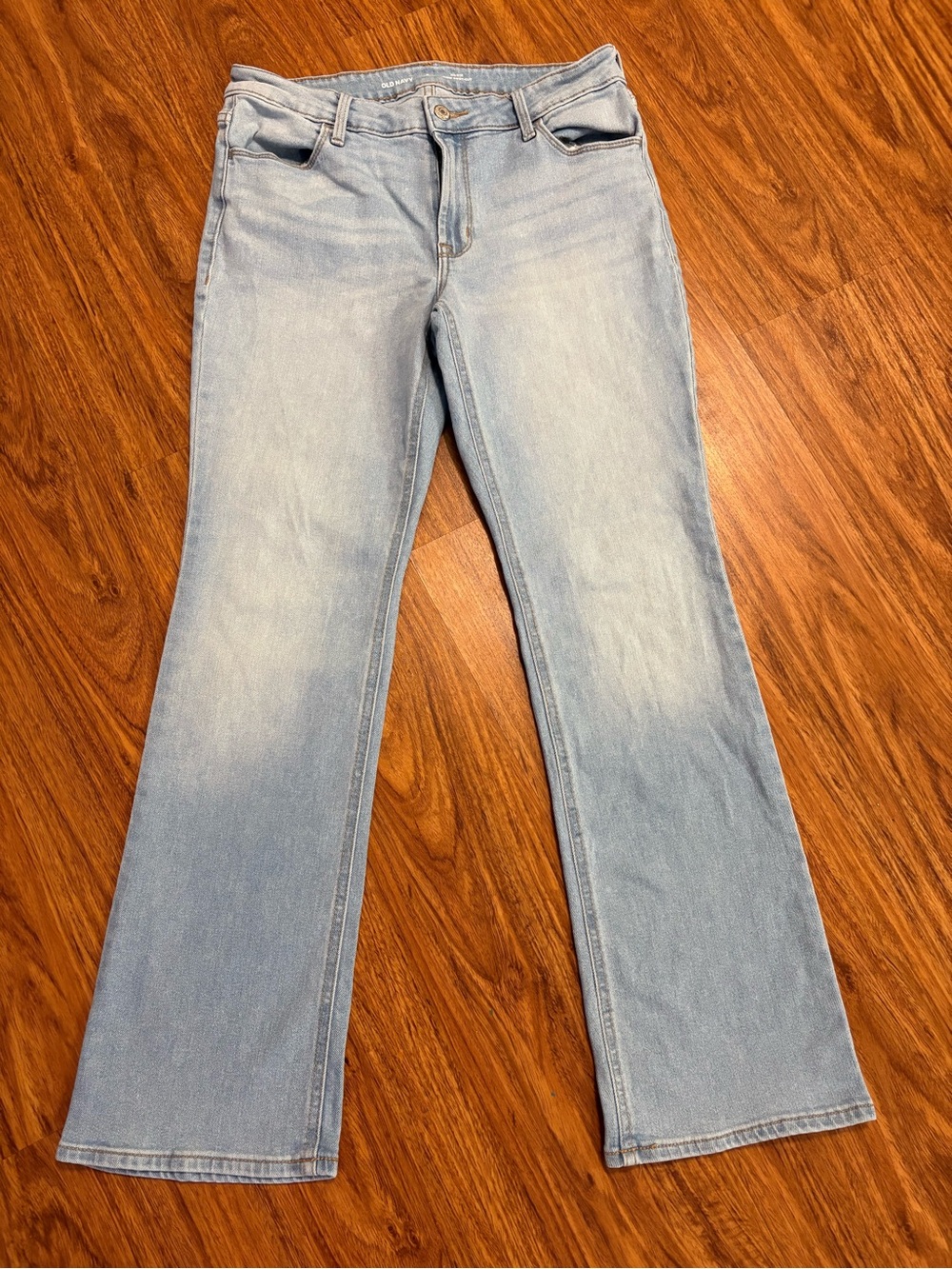 Old Navy Women's Blue Light Wash Wow Boot-Cut Mid-Rise - Size 8 Short - 30”